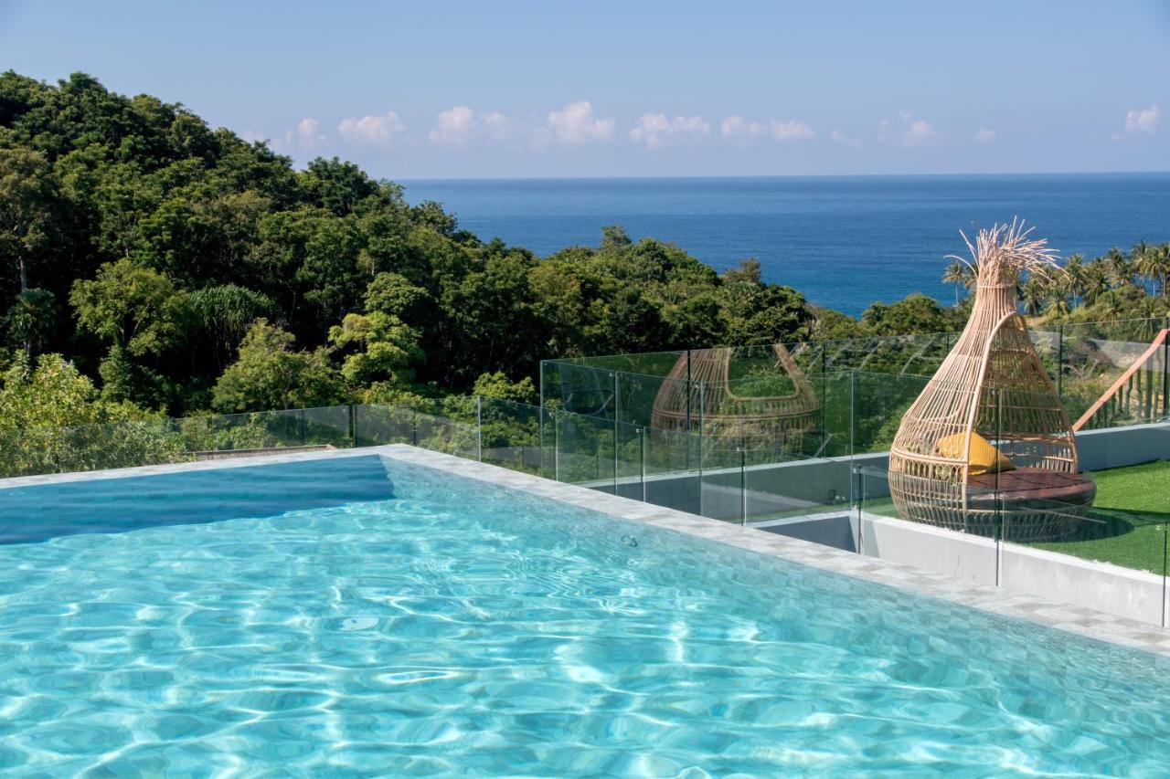 크레스트 리조트 앤 풀빌라  Patong 외부 사진 Infinity pool